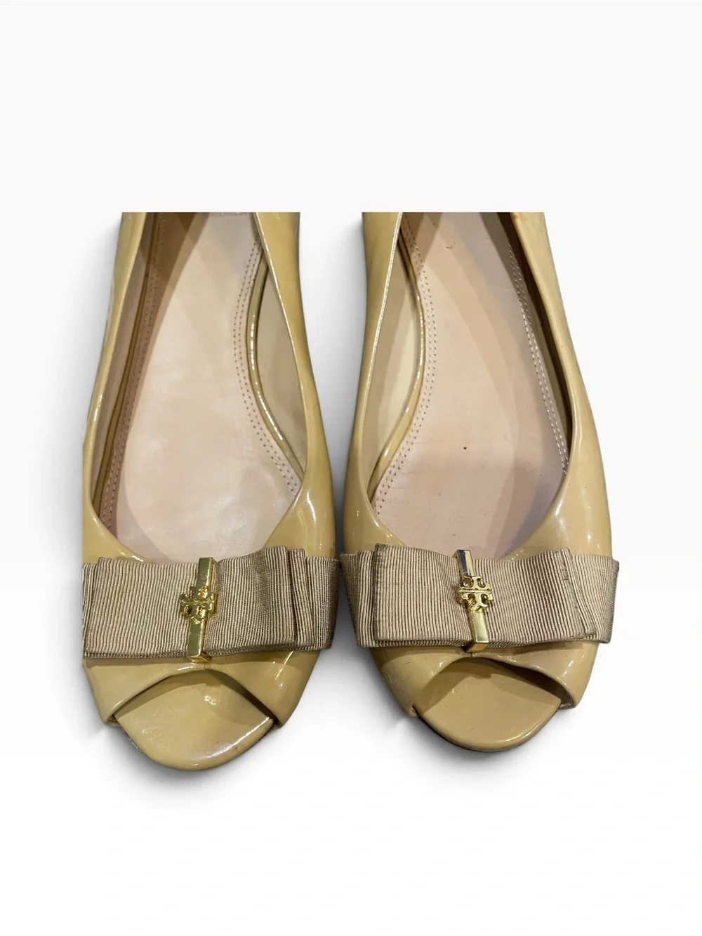 Tory Burch Tan Patent Peep-Toe Flats with Bow Accent Size 11